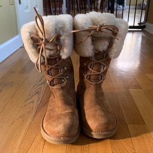 Ugg lace up boots with fur